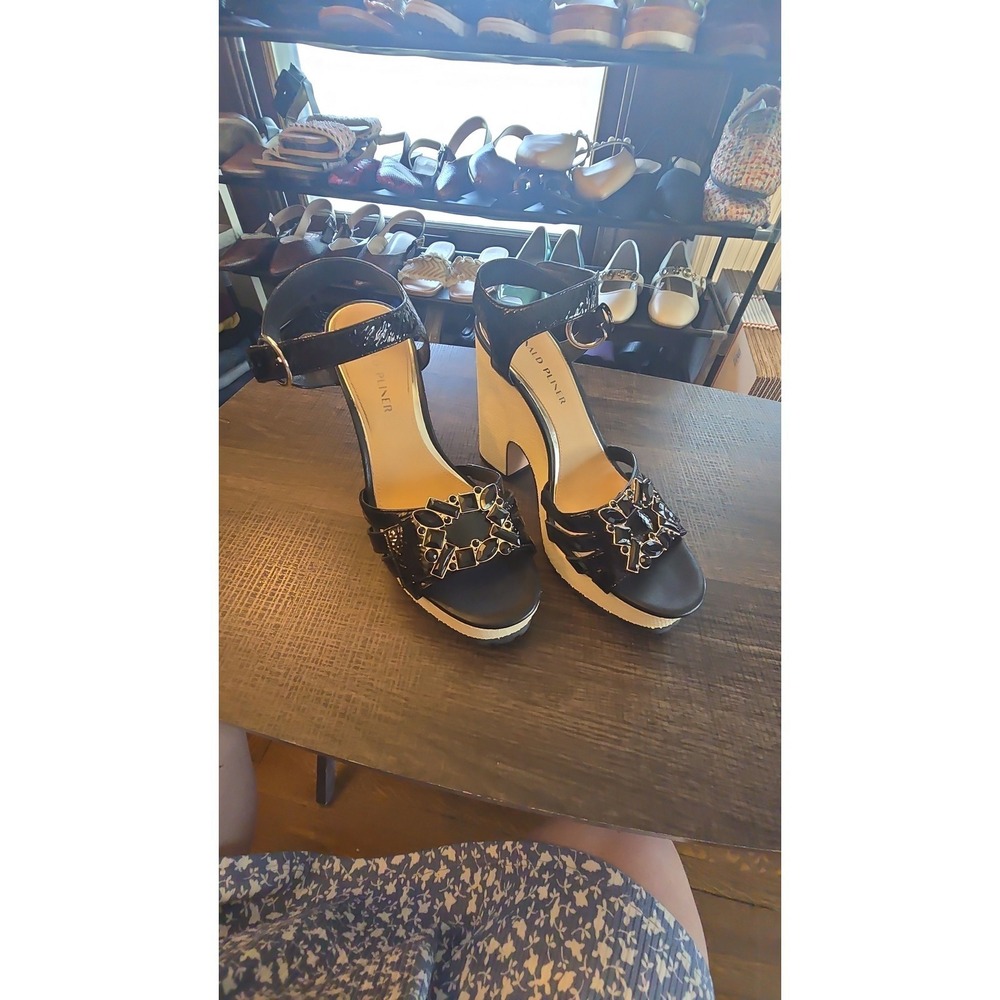 Donald Pliner Womens 9.5 Black Patent Platform, Brooch, Ankle Strap